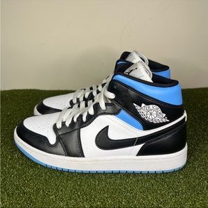 Nike Air Jordan 1 Mid White Black University Blue BQ6472-102 Womens Size 10.5